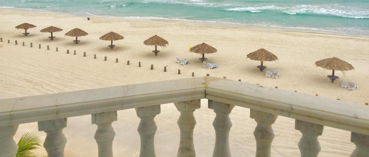 Beach Resort Салала Екстер'єр фото